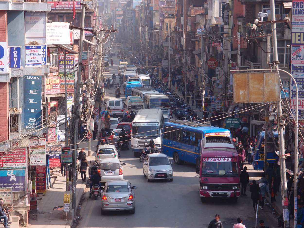 2018-01-18 14 Uhr - Putali Sadak, Bhaktapur Sadak, Khulla Murch Park (Foto, Video) 